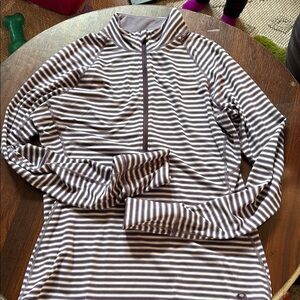 Chic Striped Zip-Up Long Sleeve Top